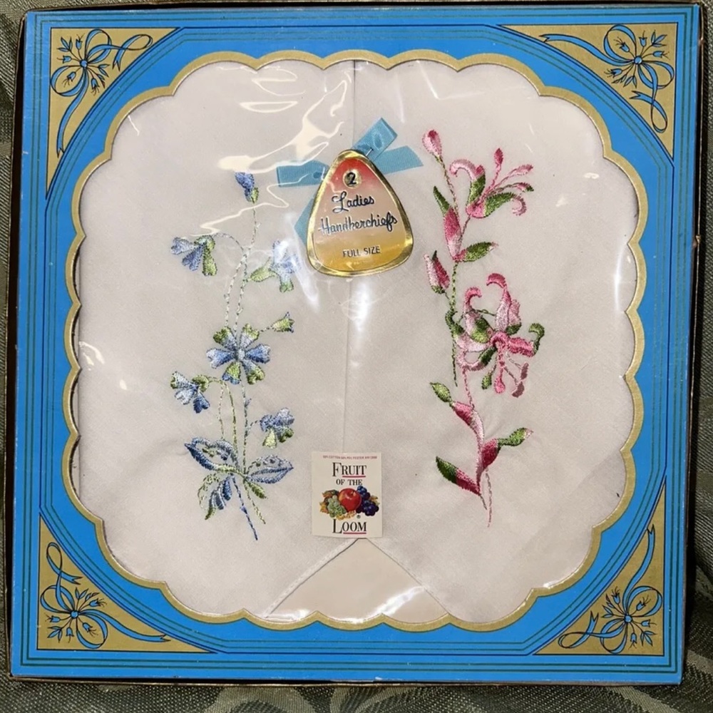 Vintage Ladies Floral Embroidered‎ Handkerchiefs, Boxed Fruit of the Loom, New